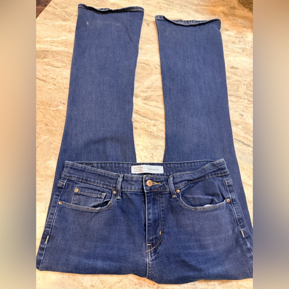 Levi’s Signature Mid Rise Bootcut Jeans Women’s 12 Long W31 L34 Dark Wash